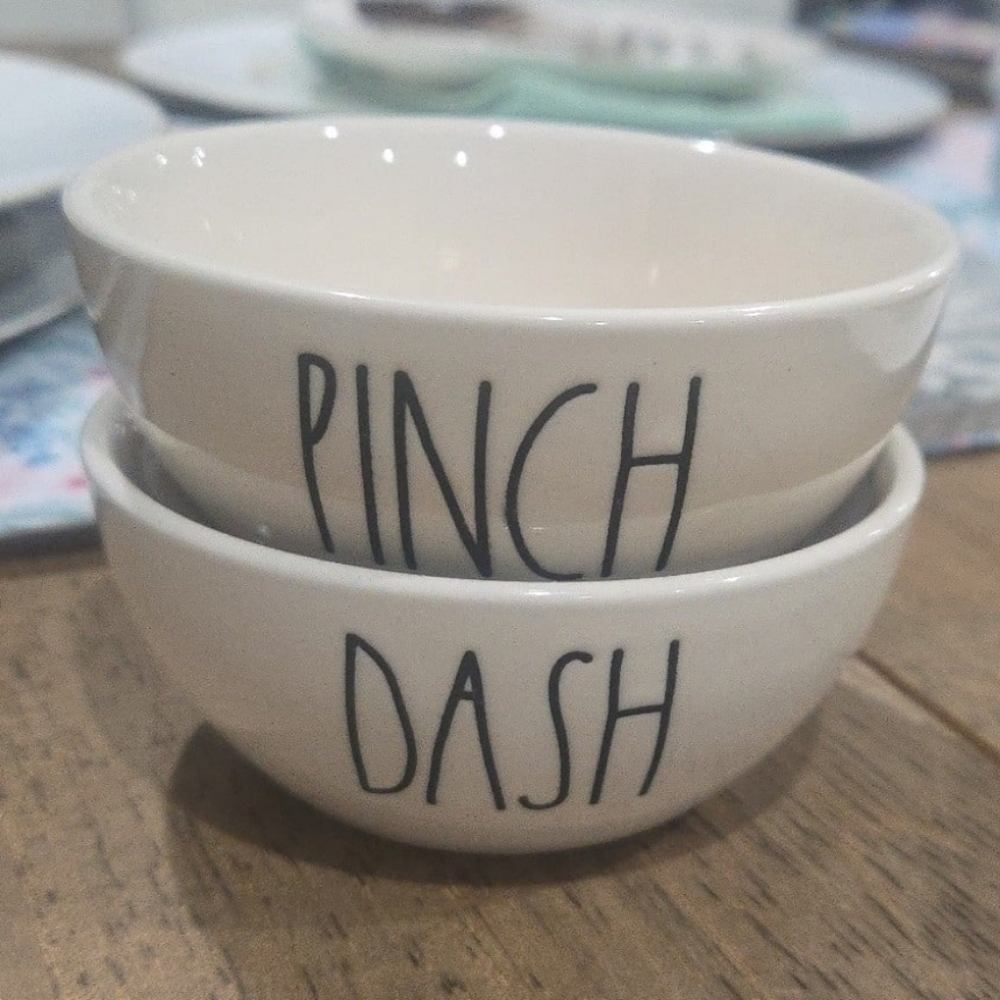 Rae Dunn Pinch & Dash White